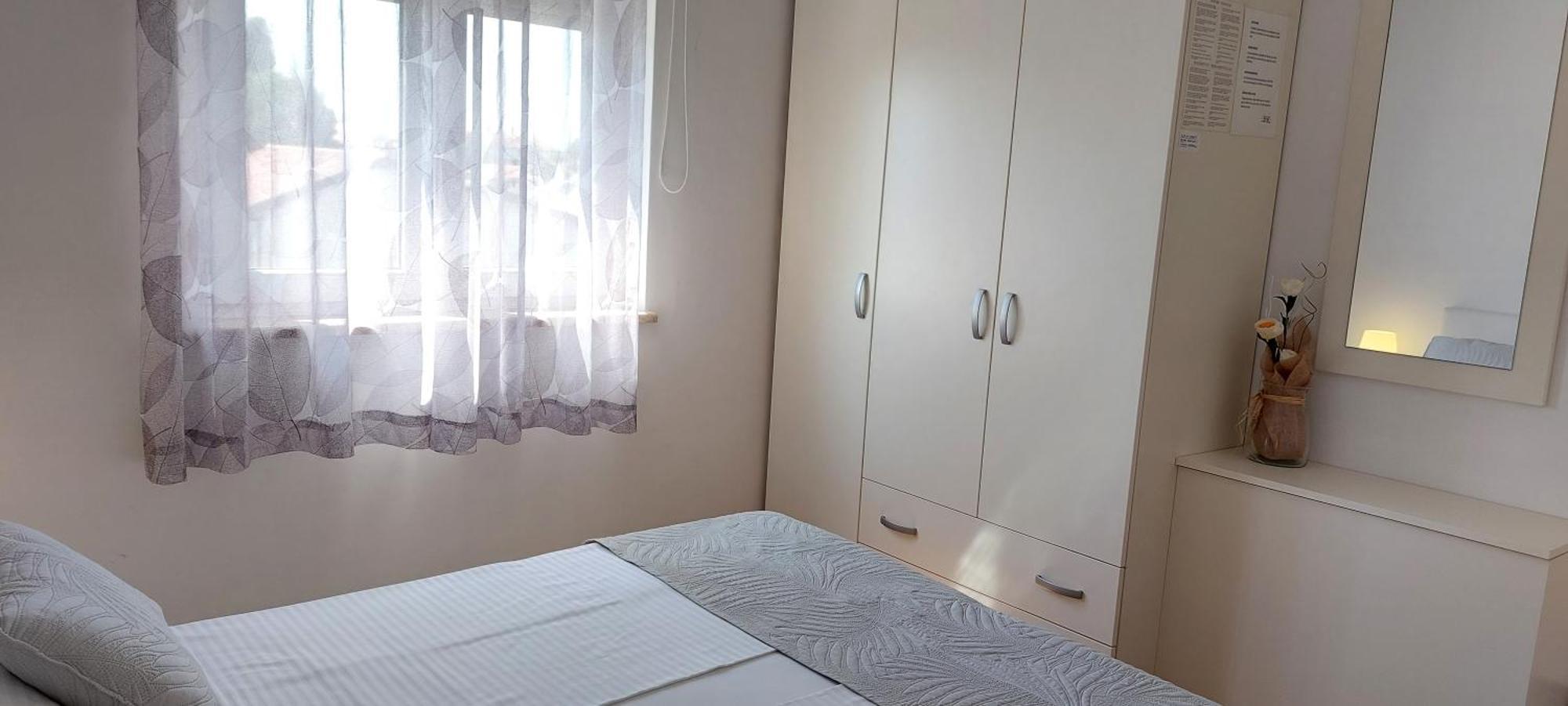 Apartment Ivana,Mali Maj Porec Bagian luar foto