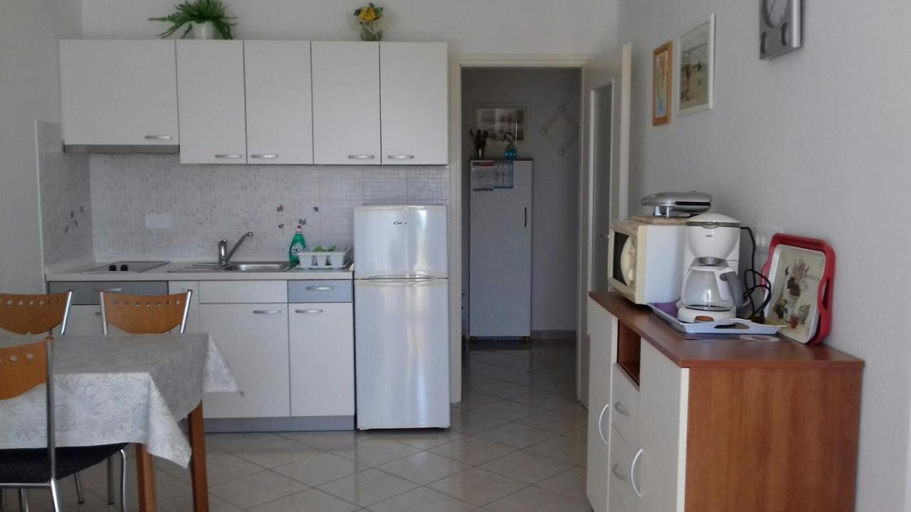 Apartment Ivana,Mali Maj Porec Bagian luar foto